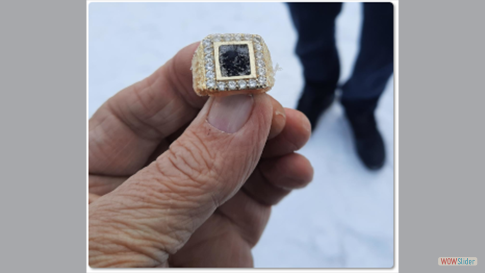Lost ring 